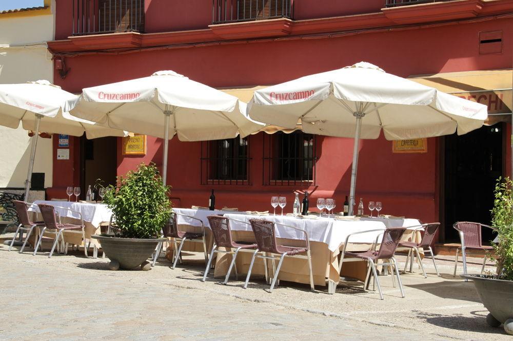Hostal Pechi Huévar Exterior foto